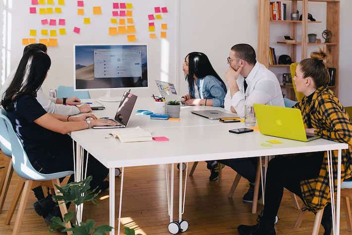 Comment fonctionne l’activité de tiers-mainteneur chez DIMO Software ?